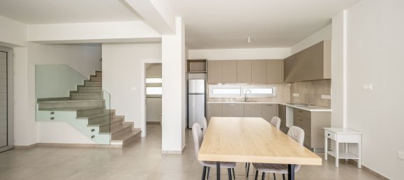 3 bedrooms Villa in Paralimni, Cyprus No. 5721 19