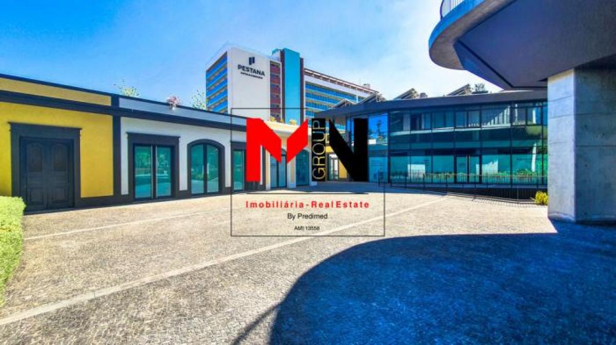 83m² Shop in Funchal, Portugal No. 1824