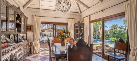 7 bedrooms Villa in Marbella, Spain No. 118489 4