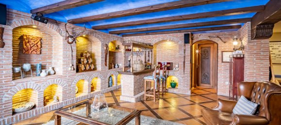 7 bedrooms Villa in Marbella, Spain No. 118489 19