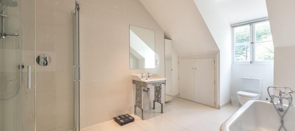 4 bedrooms Apartment in London, United Kingdom No. 14205 8