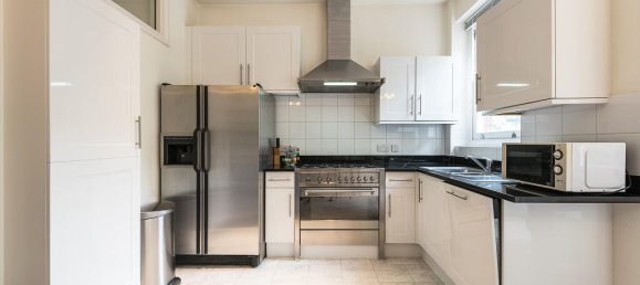 4 bedrooms Apartment in London, United Kingdom No. 14205 4