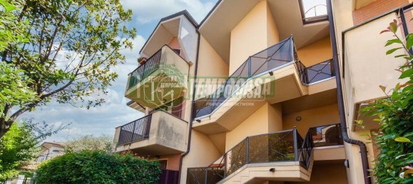 Apartamento de 2 habitaciónes en Caponago, Italy No. 33035 17