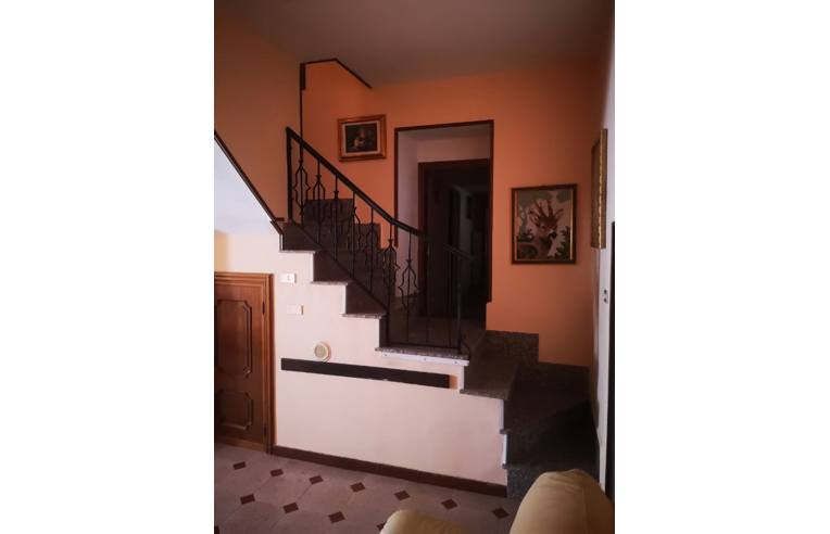 Casa de 5 divisões em Monteleone di Puglia, Italy N.º 252940