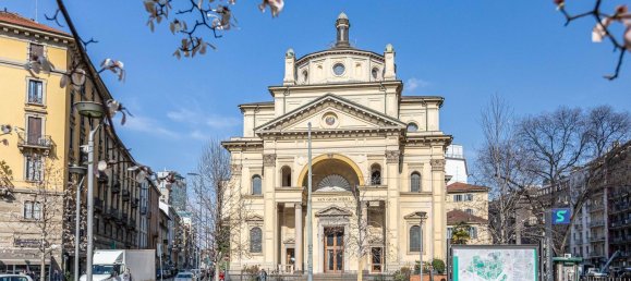 5 bedrooms Apartment in Milan, Italy No. 362654 14