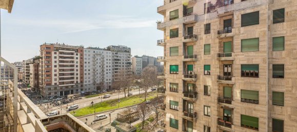 5 bedrooms Apartment in Milan, Italy No. 362654 9