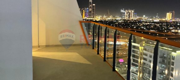 Квартира с 3 спальнями в Al Jaddaf, ОАЭ № 95772 28