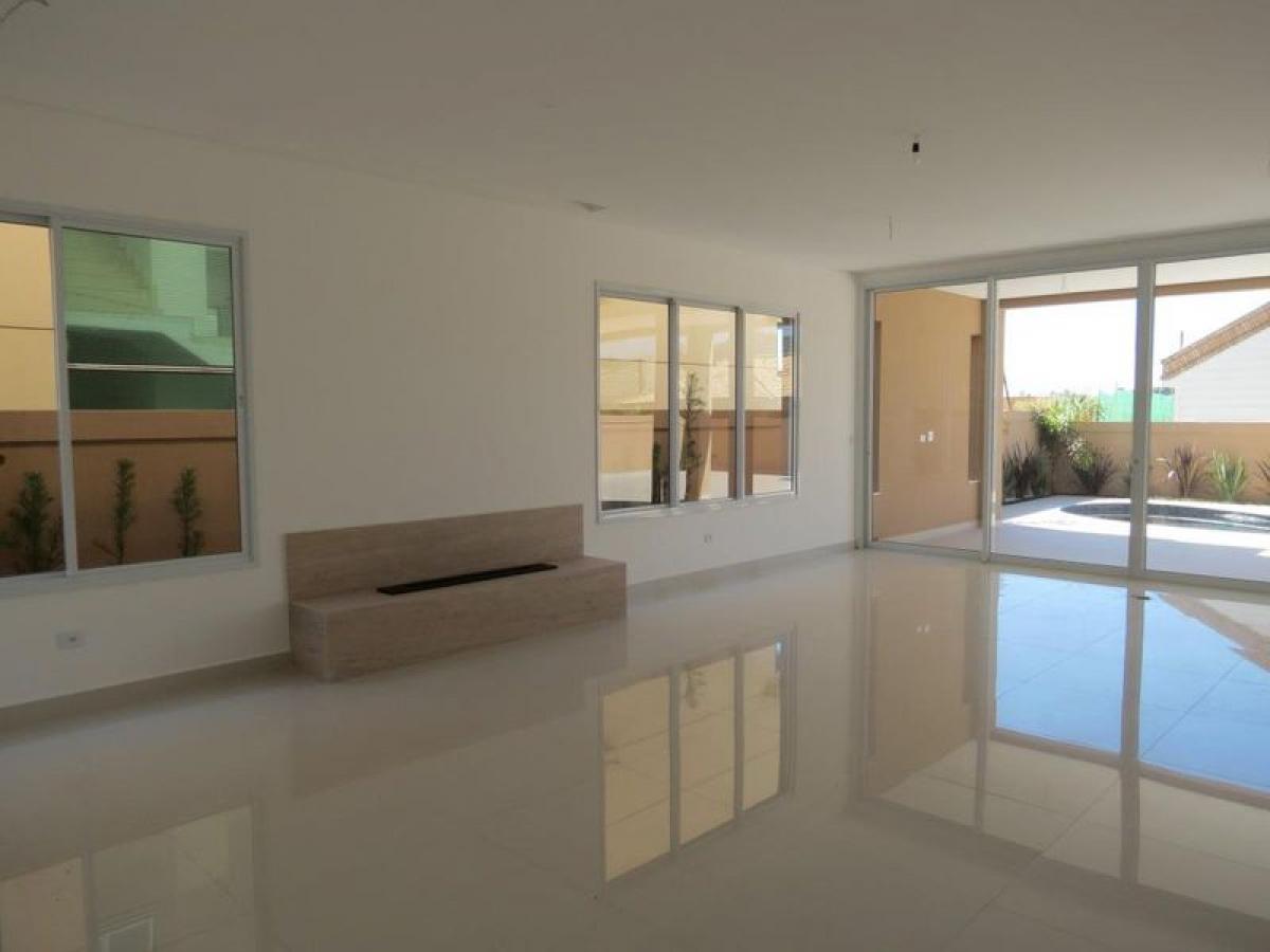 4 bedrooms House in Sao Paulo, Brazil No. 477621