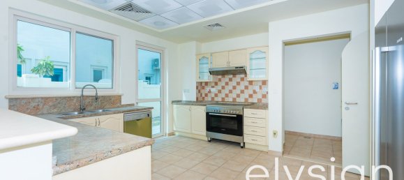 5 Schlafzimmer Villa in Dubai Sports City, UAE, Nr. 33728 18