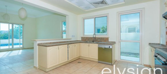 5 Schlafzimmer Villa in Dubai Sports City, UAE, Nr. 33728 17