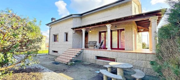 6 bedrooms House in A Coruna, Spain No. 46874 21