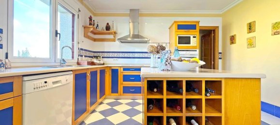 6 bedrooms House in A Coruna, Spain No. 46874 38