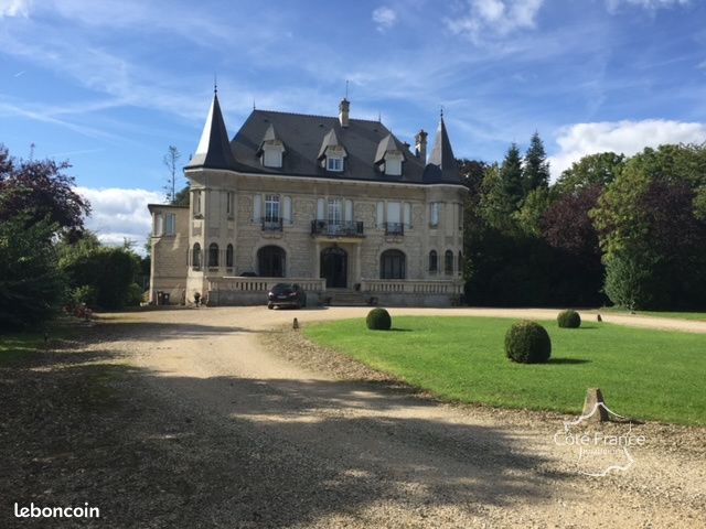 13 Schlafzimmer Schlösser in Monthenault, France, Nr. 71609