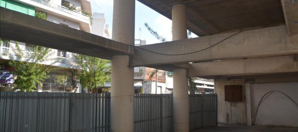 845m² Property in Athens, Greece No. 4031 6