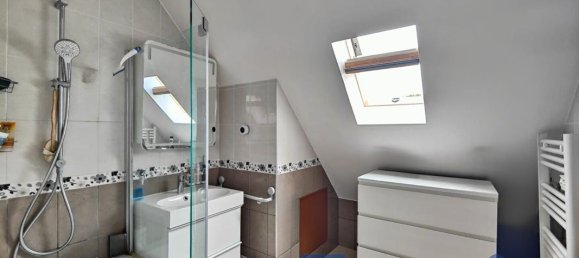 Casa de 4 dormitorios en Ollainville, France No. 175280 8