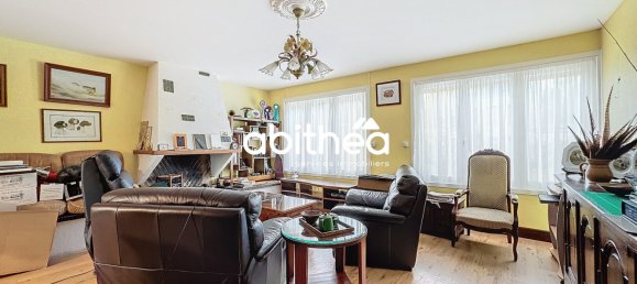 3 bedrooms Building in Bethune, France No. 73105 9