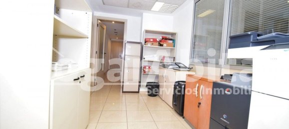 Офис 255м² в Кастельон-де-ла-Плана, Испания № 129621 8