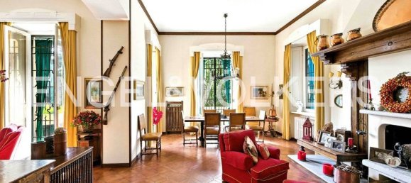 5 bedrooms Villa in Varese, Italy No. 266769 9
