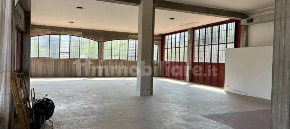 5-salle Propriété commerciale à Erba, Italy No. 279655 12