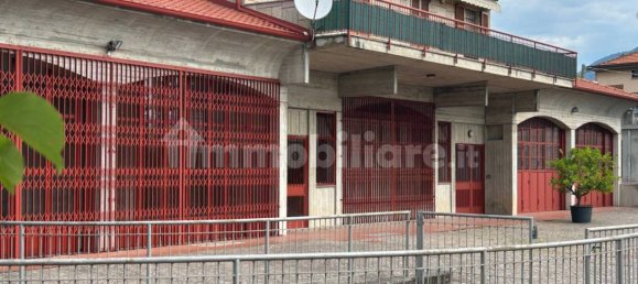 5-salle Propriété commerciale à Erba, Italy No. 279655 9