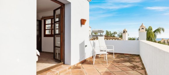 4 bedrooms Townhouse in La Quinta, Spain No. 144725 18