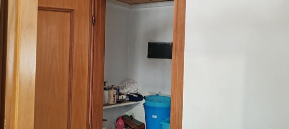 Дом с 4 спальнями в Латина, Италия № 350073 19