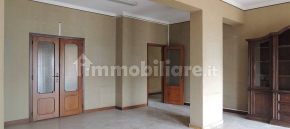 4 bedrooms Apartment in Catania, Italy No. 309005 10