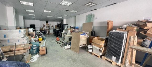 Propiedad comercial en León, Spain 445 m² No. 60945 10