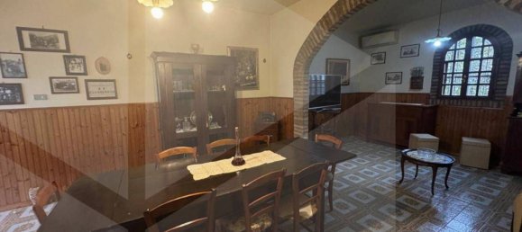 Villa de 7 habitaciónes en Castelnuovo Rangone, Italy No. 18590 2