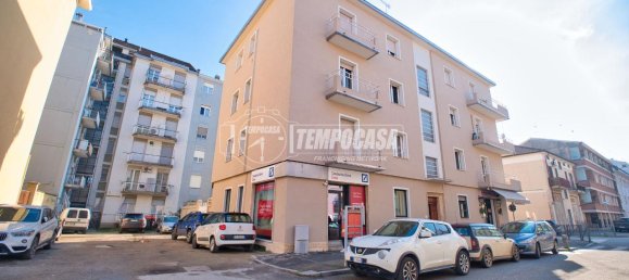 3غرفة شقة في Novara, Italy رقم 136072 2