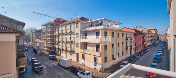 3غرفة شقة في Novara, Italy رقم 136072 32