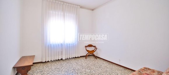 3غرفة شقة في Novara, Italy رقم 136072 21