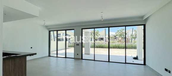 Вилла с 5 спальнями в Tilal Al Ghaf, ОАЭ № 99700 8