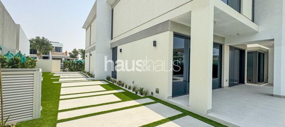 Вилла с 5 спальнями в Tilal Al Ghaf, ОАЭ № 99700 7