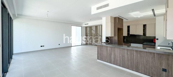 Вилла с 5 спальнями в Tilal Al Ghaf, ОАЭ № 99700 3