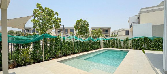 Вилла с 5 спальнями в Tilal Al Ghaf, ОАЭ № 99700 11