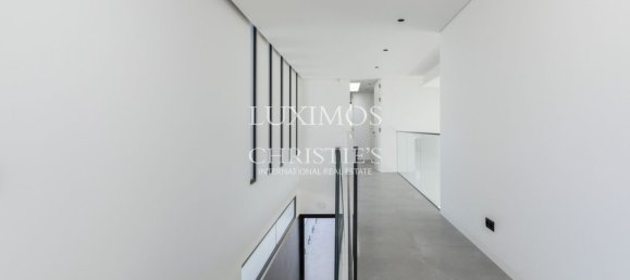 4 bedrooms Villa in Quarteira, Portugal No. 103804 9