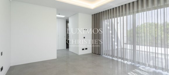 4 bedrooms Villa in Quarteira, Portugal No. 103804 11