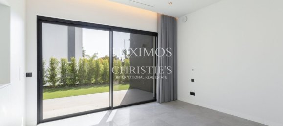 4 bedrooms Villa in Quarteira, Portugal No. 103804 12