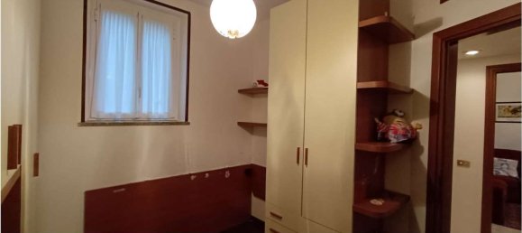 6 rooms House in Romagnese, Italy No. 6859 3