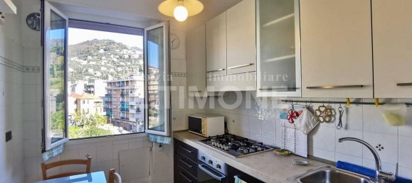 Квартира с 5 комнатами в Рапалло, Италия № 162428 10