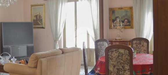 3-salle Appartement à Rome, Italy No. 235379 12