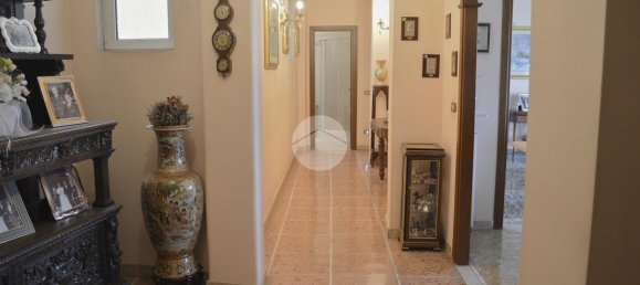 3-salle Appartement à Rome, Italy No. 235379 5