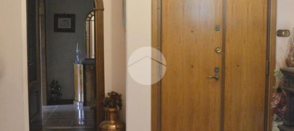 3-salle Appartement à Rome, Italy No. 235379 4