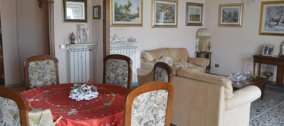 3-salle Appartement à Rome, Italy No. 235379 15