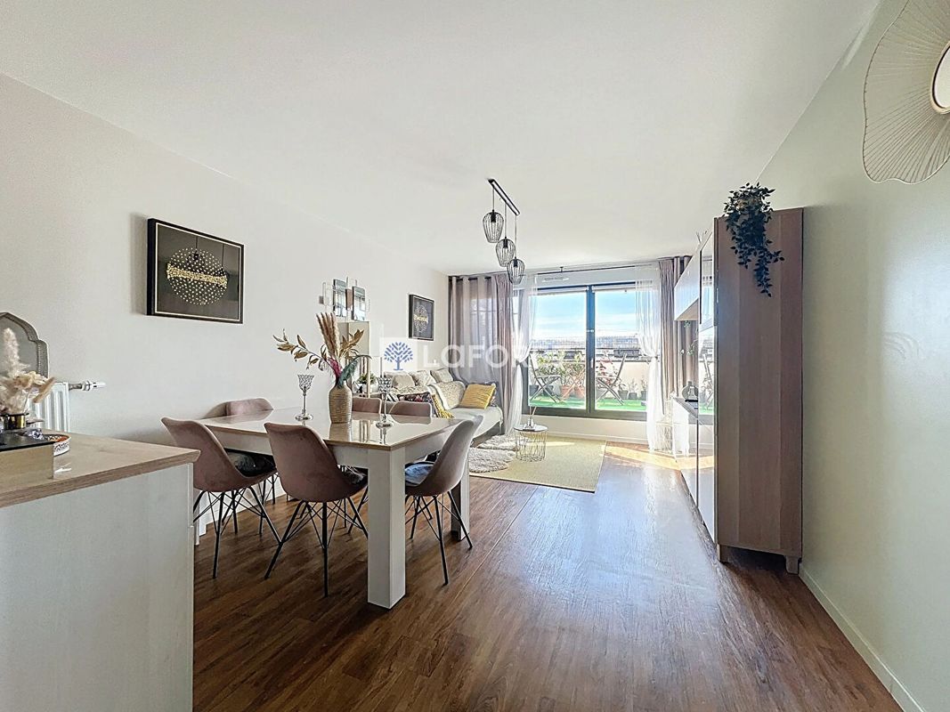 3 Schlafzimmer Wohnung in Saint-Cyr-l'Ecole, France, Nr. 121742