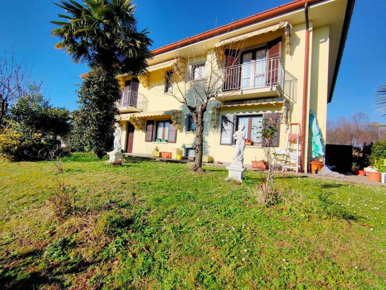 Villa T3 em Udine, Italy N.º 89293