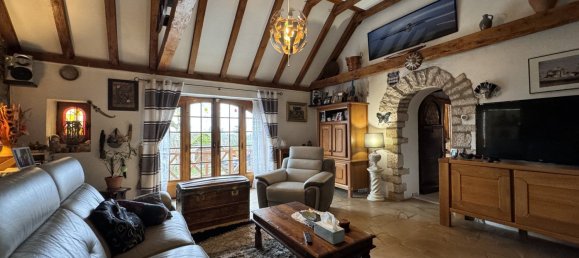 4 bedrooms House in Lot, France No. 325678 4