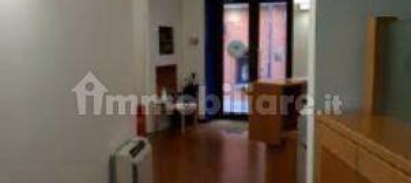 Офис с 4 комнатами в Дезенцано дель Гарда, Италия № 285548 9