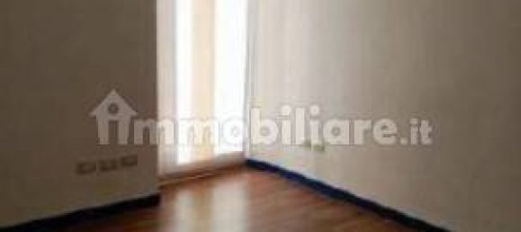 Офис с 4 комнатами в Дезенцано дель Гарда, Италия № 285548 5